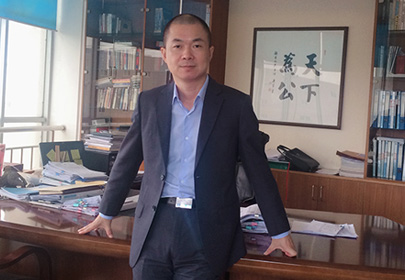 匠心坚守 朱红伟董事长荣获优秀企业家荣誉称号